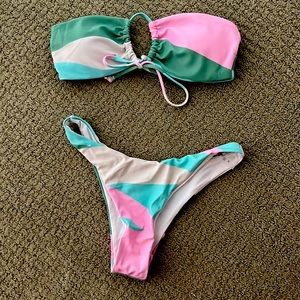 Never worn, size small bikini set